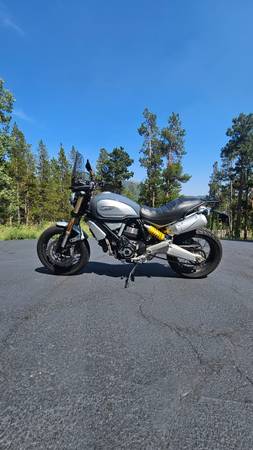2018 Ducati, černá, dovoz USA — foto 12 z 12