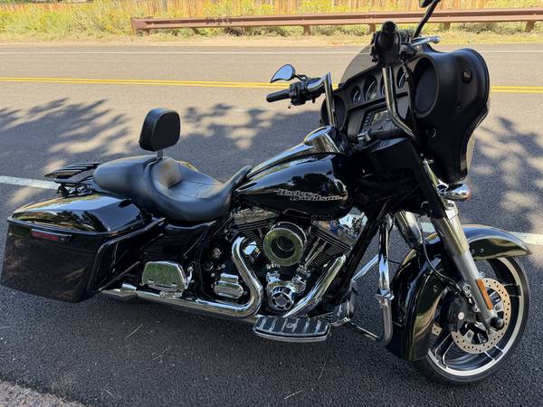 2015 Harley-Davidson, dovoz USA — foto 4 z 9