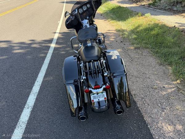 2015 Harley-Davidson, dovoz USA — foto 8 z 9