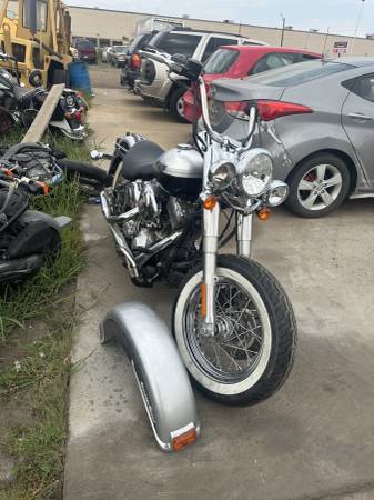 2003 Harley-Davidson, dovoz USA — foto 3 z 3