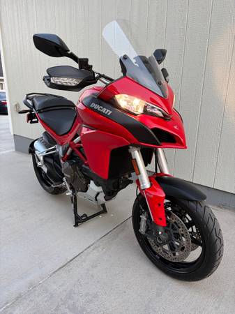 2016 Ducati, dovoz USA — foto 4 z 12
