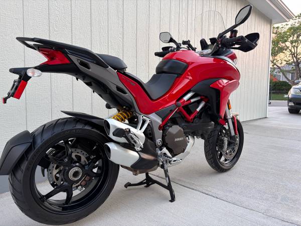 2016 Ducati, dovoz USA — foto 6 z 12