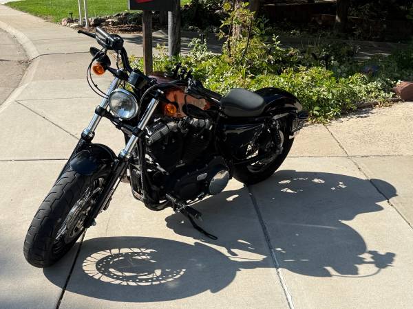 2014 Harley-Davidson, dovoz USA — foto 3 z 7