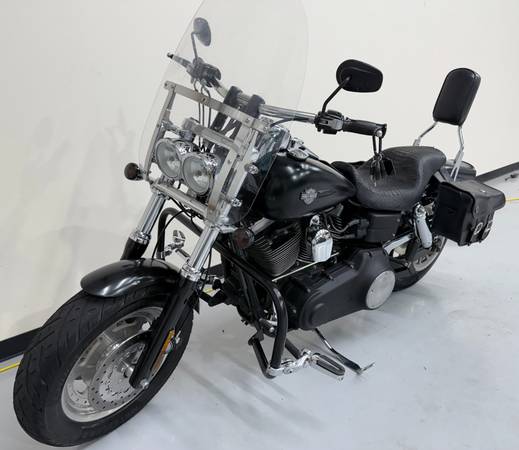 2009 Harley-Davidson, černá, dovoz USA — foto 2 z 12