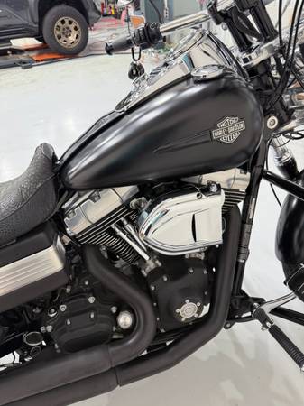 2009 Harley-Davidson, černá, dovoz USA — foto 7 z 12