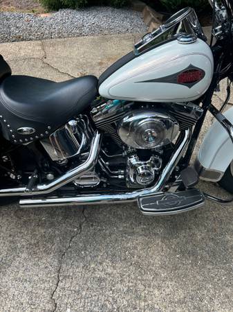 2001 Harley-Davidson, dovoz USA — foto 4 z 6