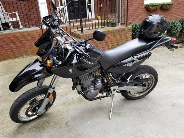2004 Yamaha, černá, dovoz USA — foto 4 z 11