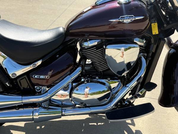 2009 Suzuki, dovoz USA — foto 9 z 12