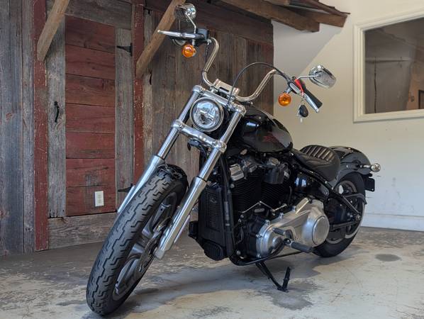 2023 Harley-Davidson, dovoz USA — foto 3 z 11