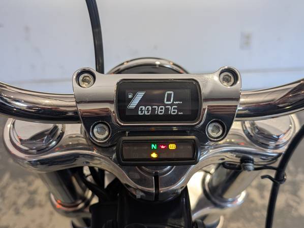 2023 Harley-Davidson, dovoz USA — foto 8 z 11