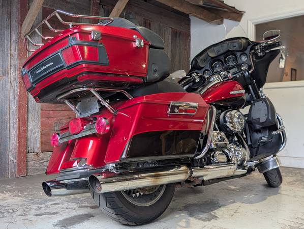 2012 Harley-Davidson, dovoz USA — foto 4 z 11