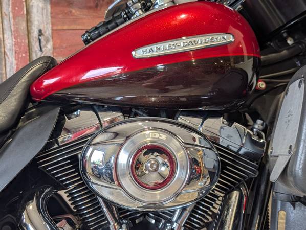 2012 Harley-Davidson, dovoz USA — foto 7 z 11