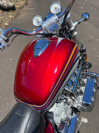1997 Harley-Davidson, dovoz USA — foto 8 z 12