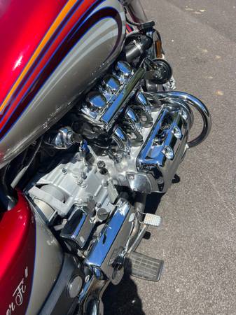 1997 Harley-Davidson, dovoz USA — foto 9 z 12