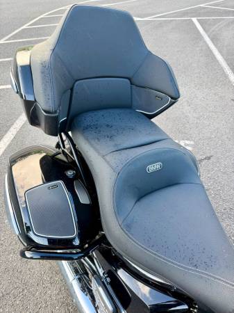 2023 BMW, dovoz USA — foto 2 z 8