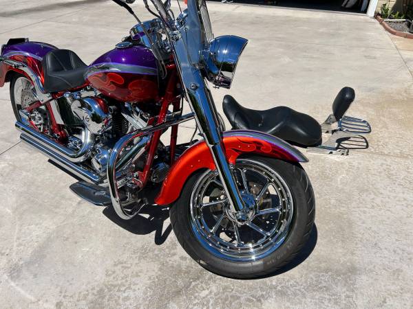 2006 Harley-Davidson, dovoz USA — foto 2 z 10