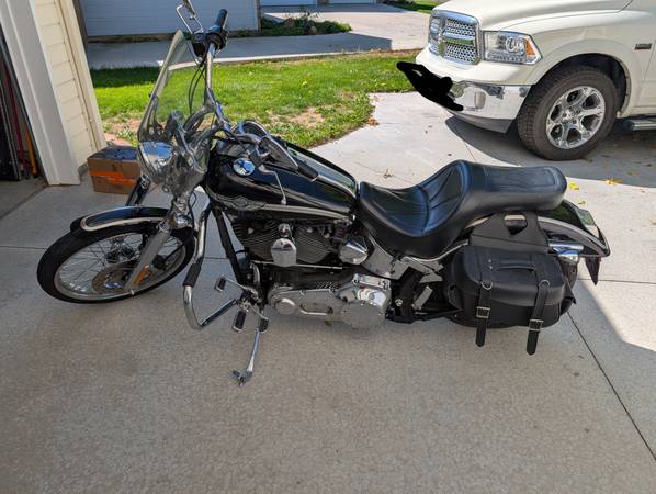 2003 Harley-Davidson, dovoz USA — foto 3 z 5