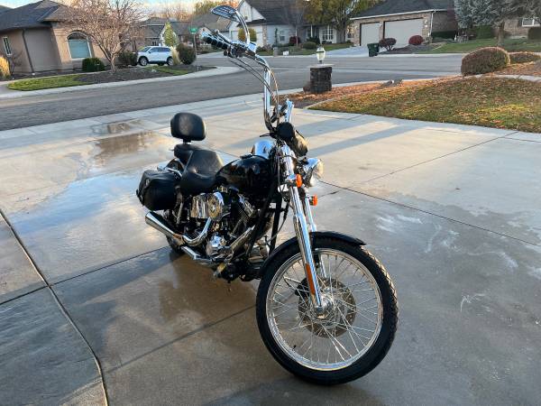 2001 Harley-Davidson, dovoz USA — foto 3 z 5