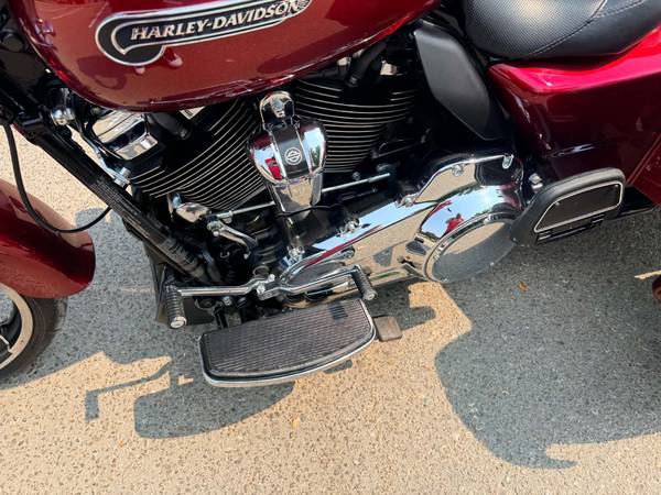 2017 Harley-Davidson, dovoz USA — foto 11 z 12