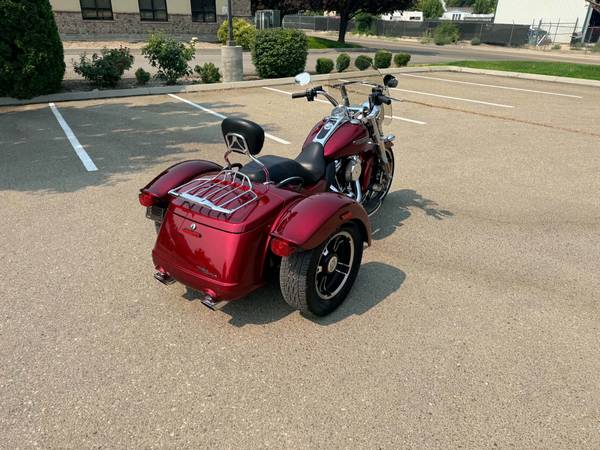 2017 Harley-Davidson, dovoz USA — foto 5 z 12