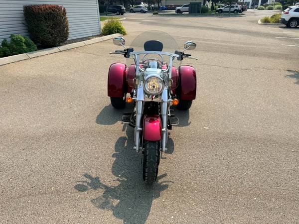 2017 Harley-Davidson, dovoz USA — foto 8 z 12