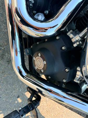 2011 Harley-Davidson, dovoz USA — foto 11 z 12