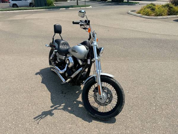 2011 Harley-Davidson, dovoz USA — foto 7 z 12