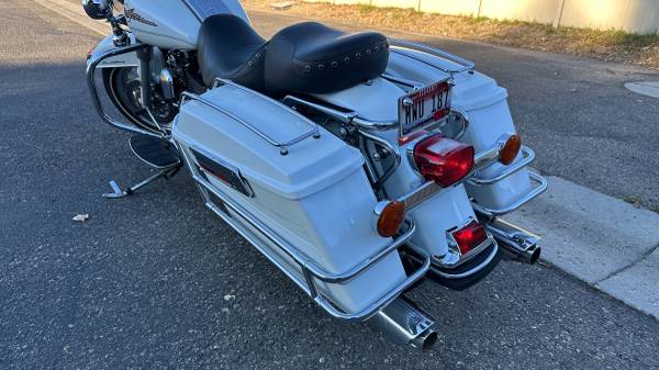 2005 Harley-Davidson, dovoz USA — foto 4 z 7