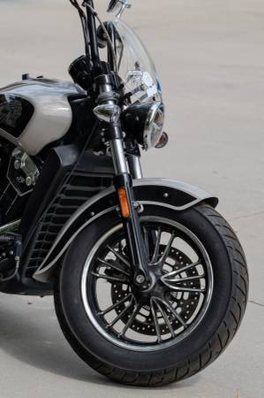 2022 Indian, dovoz USA — foto 4 z 9
