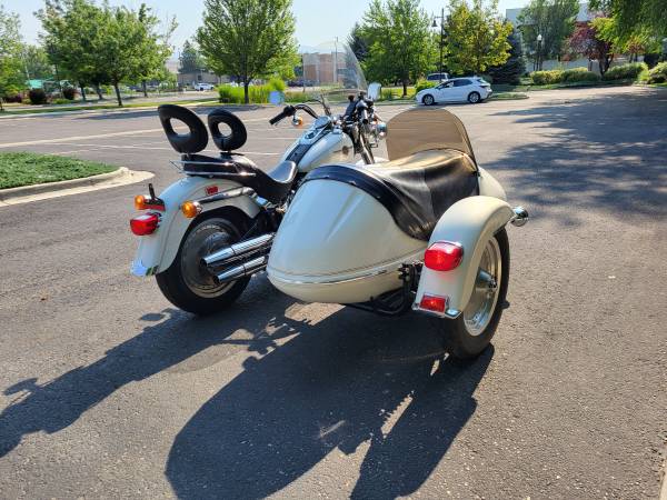 2001 Harley-Davidson, dovoz USA — foto 10 z 12
