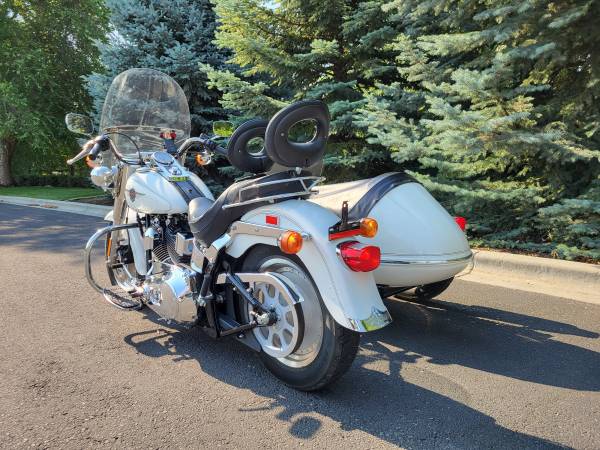 2001 Harley-Davidson, dovoz USA — foto 12 z 12