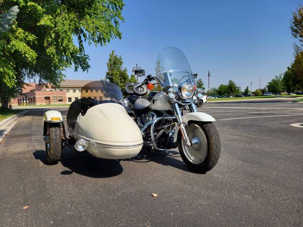 2001 Harley-Davidson, dovoz USA — foto 8 z 12