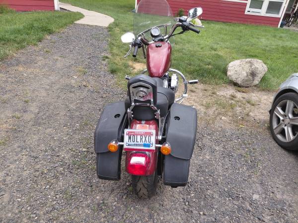 2009 Harley-Davidson, dovoz USA — foto 5 z 9