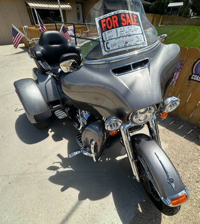 2016 Harley-Davidson, dovoz USA — foto 2 z 7