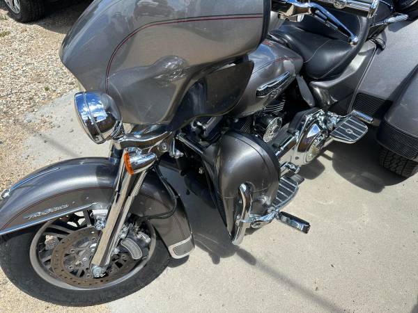 2016 Harley-Davidson, dovoz USA — foto 4 z 7