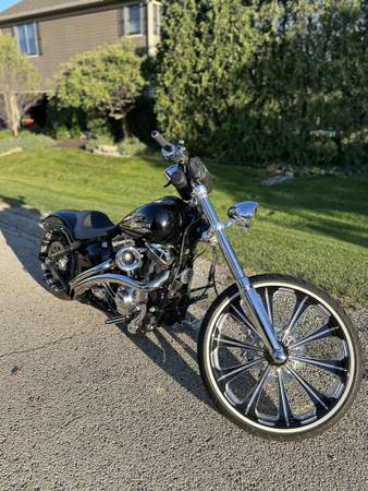 2017 Harley-Davidson, dovoz USA — foto 5 z 9