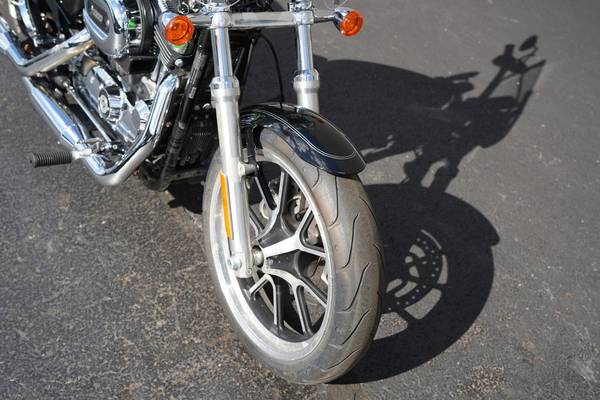 2014 Harley-Davidson, dovoz USA — foto 6 z 12