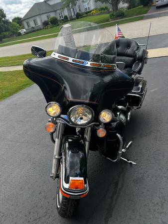2002 Harley-Davidson, dovoz USA — foto 2 z 7