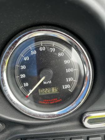 2002 Harley-Davidson, dovoz USA — foto 7 z 7