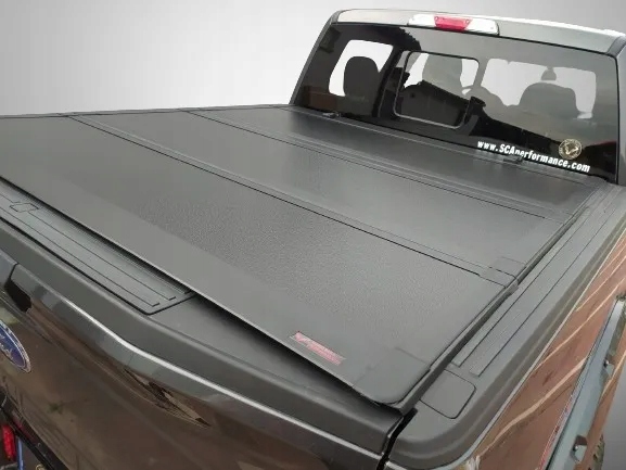 Pokrywa Paki Sztywna Roleta Tward Ford F-150 5,5ft 15-20 Skladana Na 3, dovoz Skladem v EU — foto 3 z 11