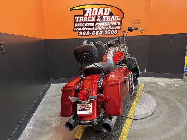 2012 Harley-Davidson, dovoz USA — foto 2 z 12
