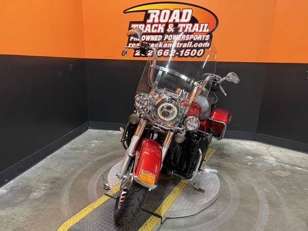2012 Harley-Davidson, dovoz USA — foto 5 z 12
