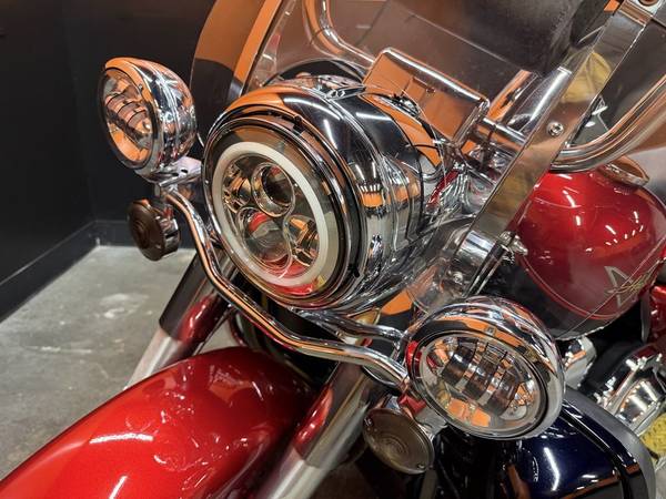 2012 Harley-Davidson, dovoz USA — foto 8 z 12