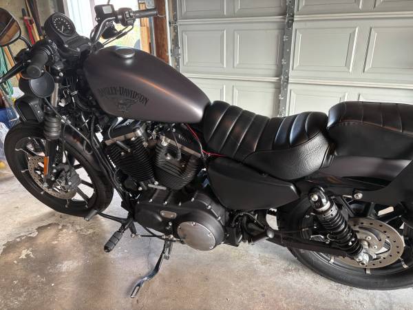 2017 Harley-Davidson, dovoz USA — foto 3 z 5