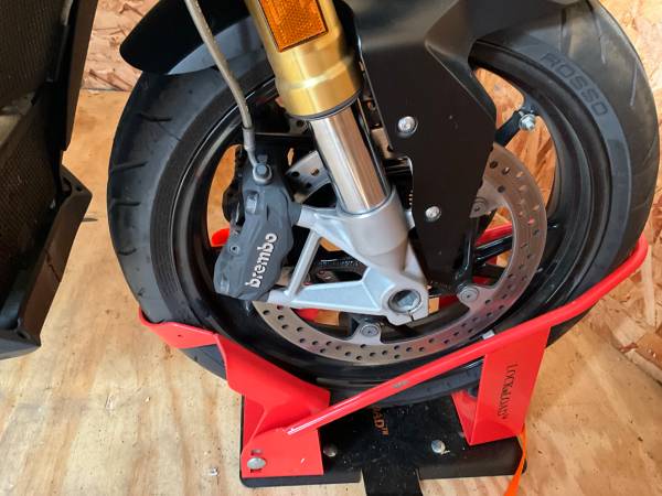 BMW, dovoz USA — foto 9 z 12