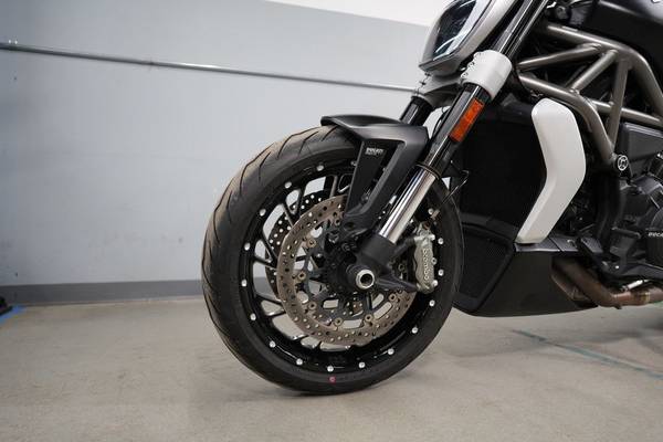 2017 Ducati, dovoz USA — foto 10 z 12