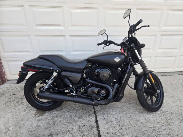 2015 Harley-Davidson, dovoz USA — foto 9 z 10