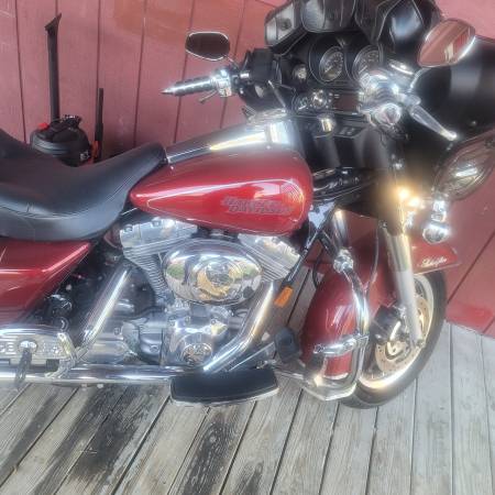 2006 Harley-Davidson, dovoz USA — foto 2 z 11