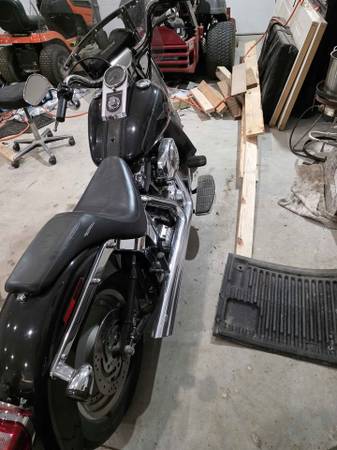 2004 Harley-Davidson, dovoz USA — foto 3 z 3