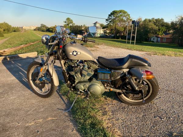 1987 Harley-Davidson, dovoz USA — foto 3 z 12